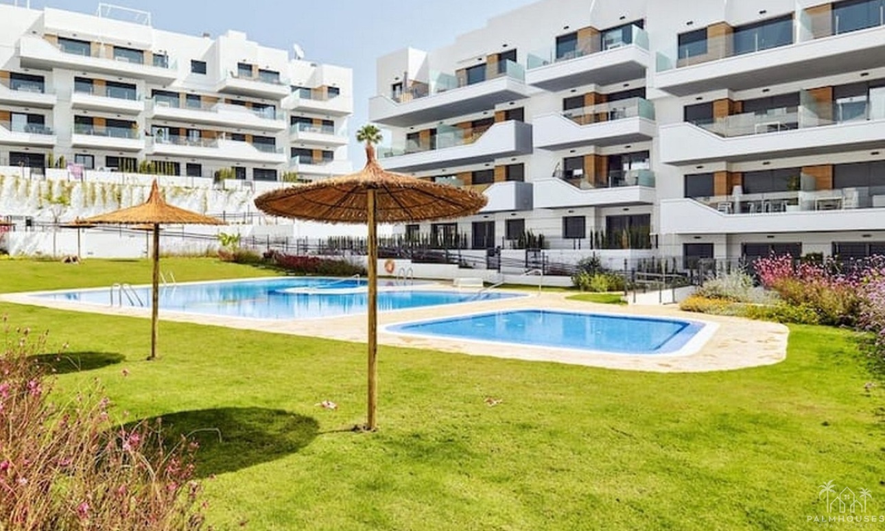 Resale - Apartments - Orihuela - Villamartin
