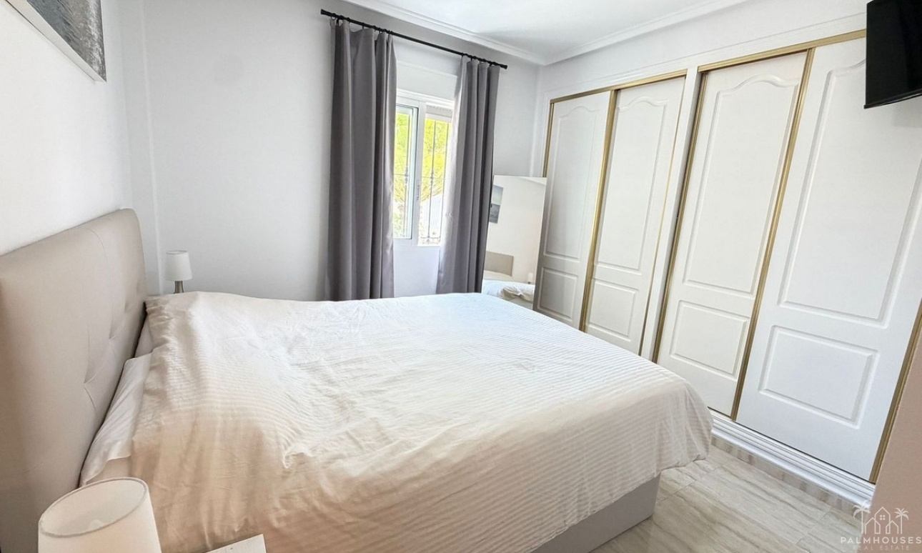 Resale - Apartments - Orihuela - Villamartin