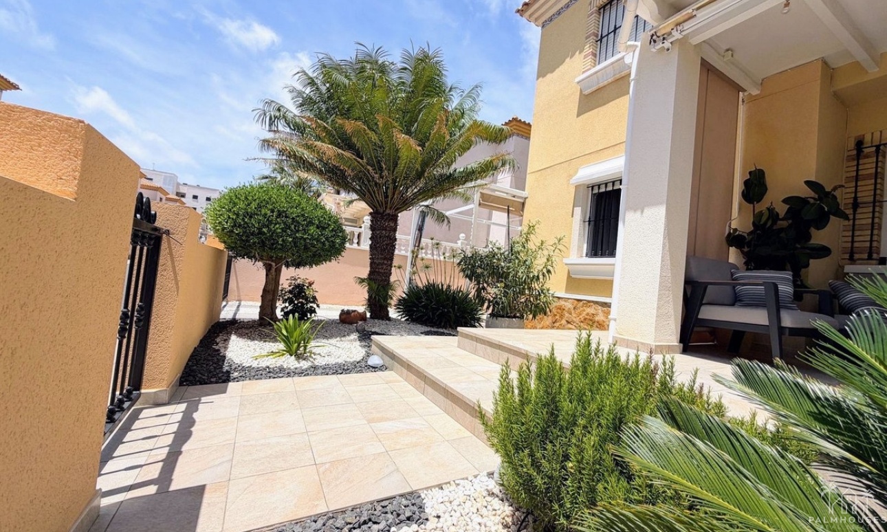 Resale - Apartments - Orihuela - Villamartin