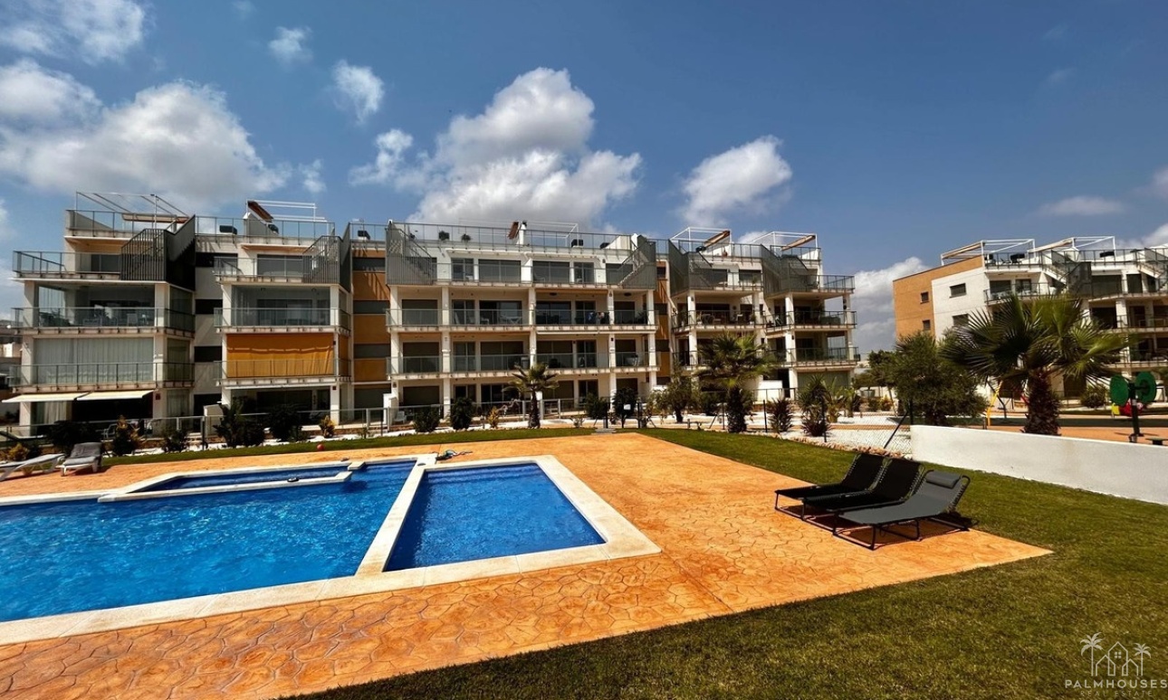 Resale - Apartments - Orihuela - Villamartin