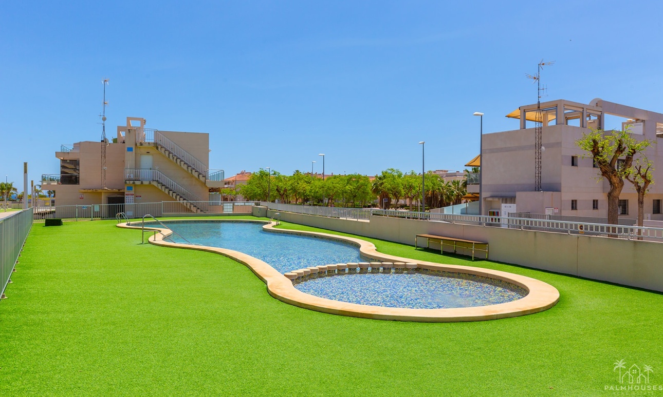 Resale - Apartments - Pilar de La Horadada - Costa Blanca