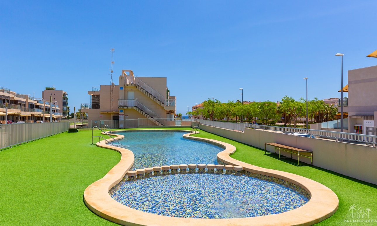 Resale - Apartments - Pilar de La Horadada - Costa Blanca