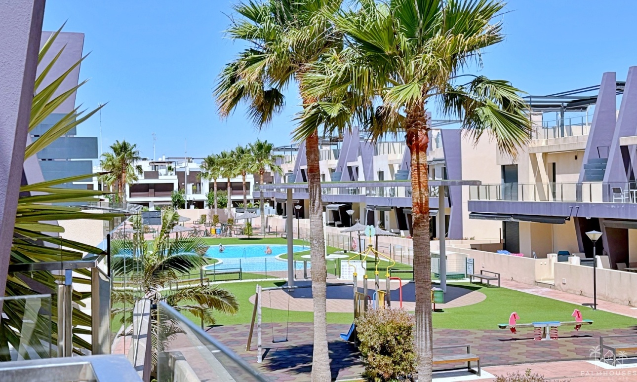 Resale - Apartments - Pilar de La Horadada - Costa Blanca