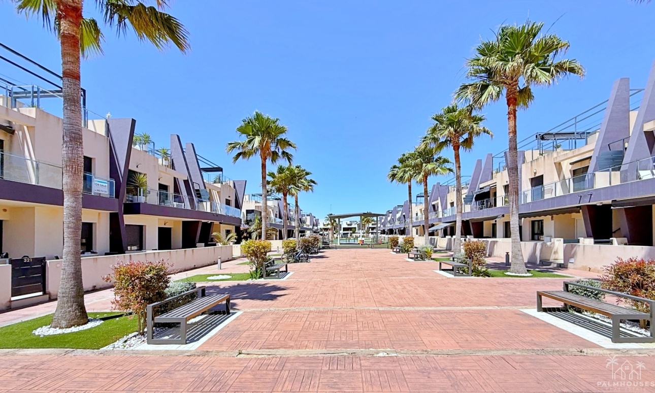 Resale - Apartments - Pilar de La Horadada - Costa Blanca