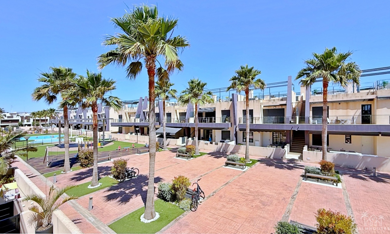 Resale - Apartments - Pilar de La Horadada - Costa Blanca