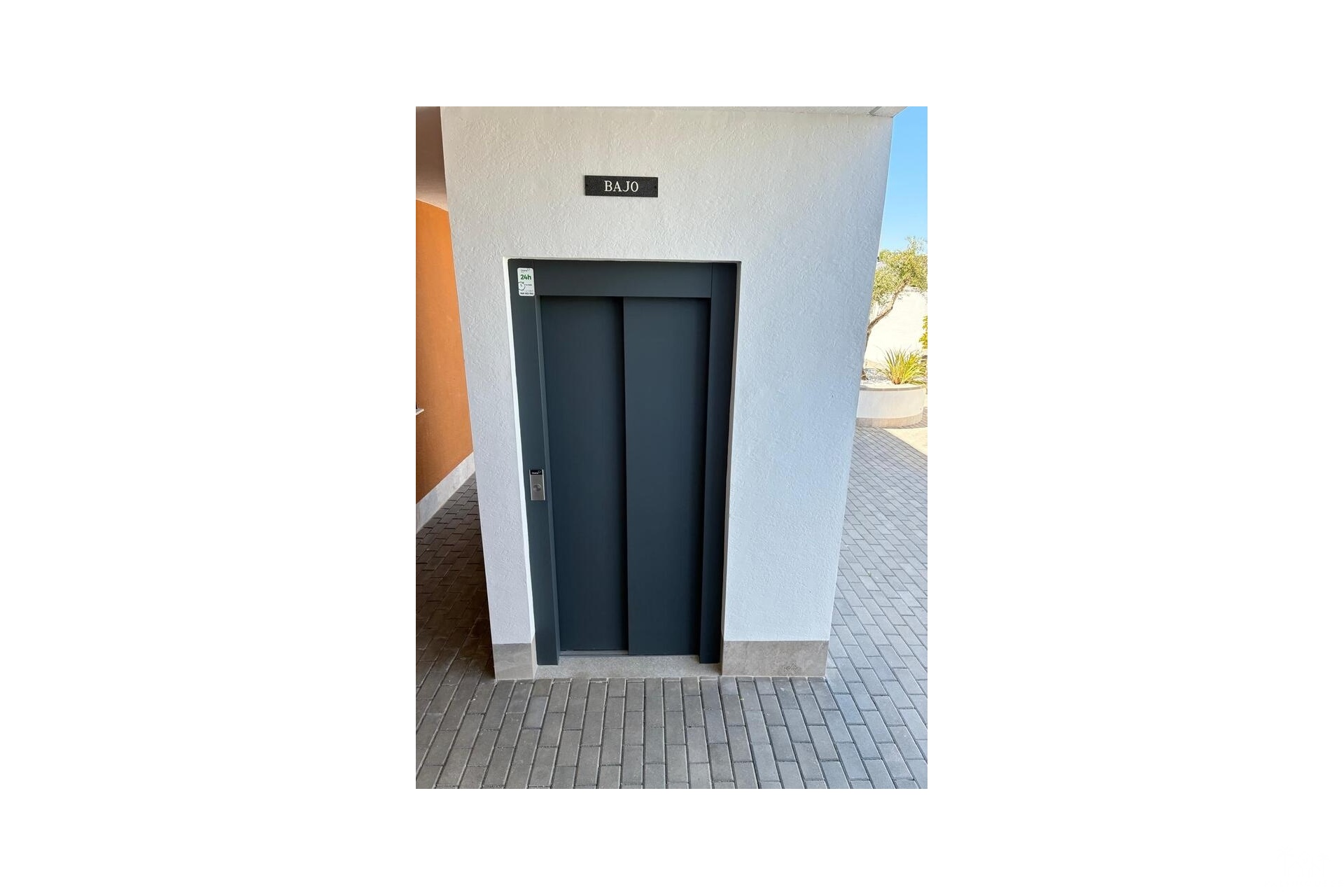 Resale - Apartments - Pilar de La Horadada - Costa Blanca