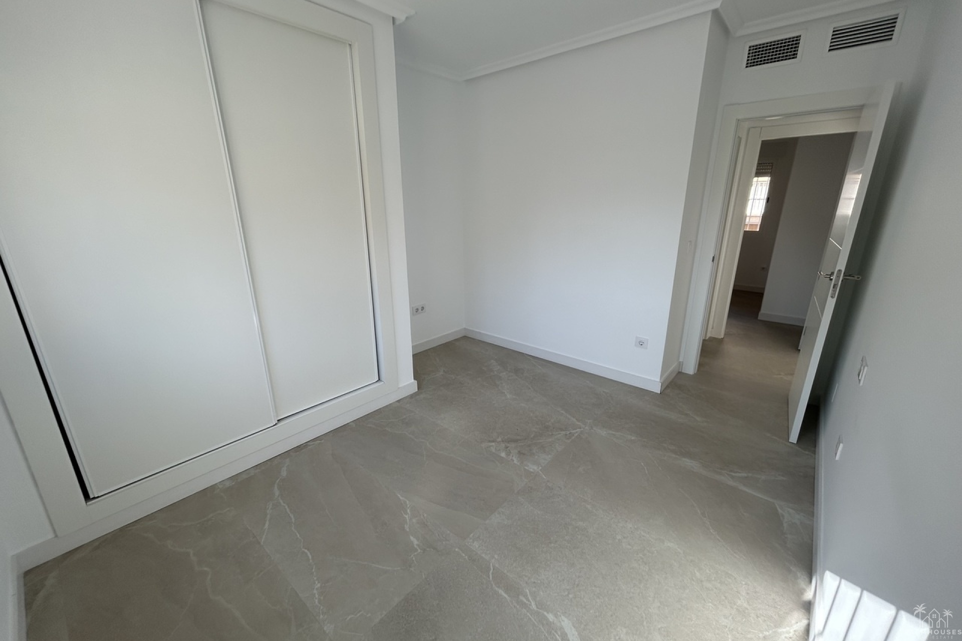 Resale - Apartments - Pilar de La Horadada - Costa Blanca