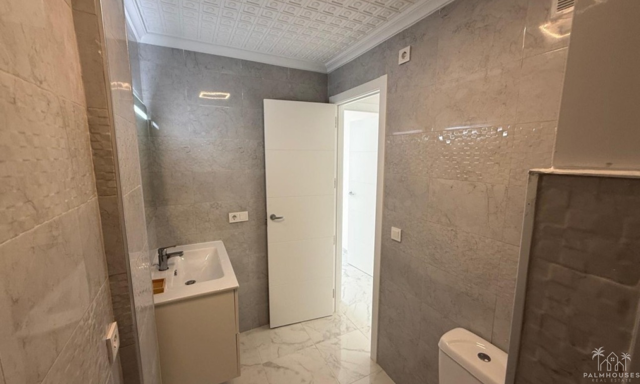 Resale - Apartments - Playa Del Acequion - Costa Blanca