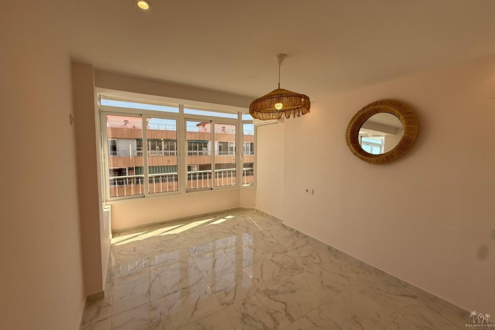 Resale - Apartments - Playa Del Acequion - Costa Blanca