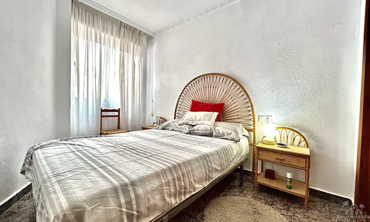 Resale - Apartments - Punta Prima - Costa Blanca