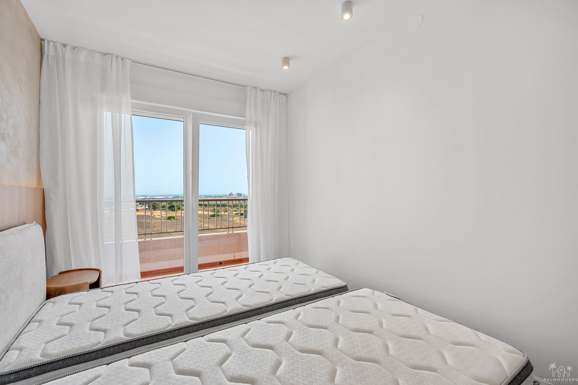 Resale - Apartments - Punta Prima - Costa Blanca