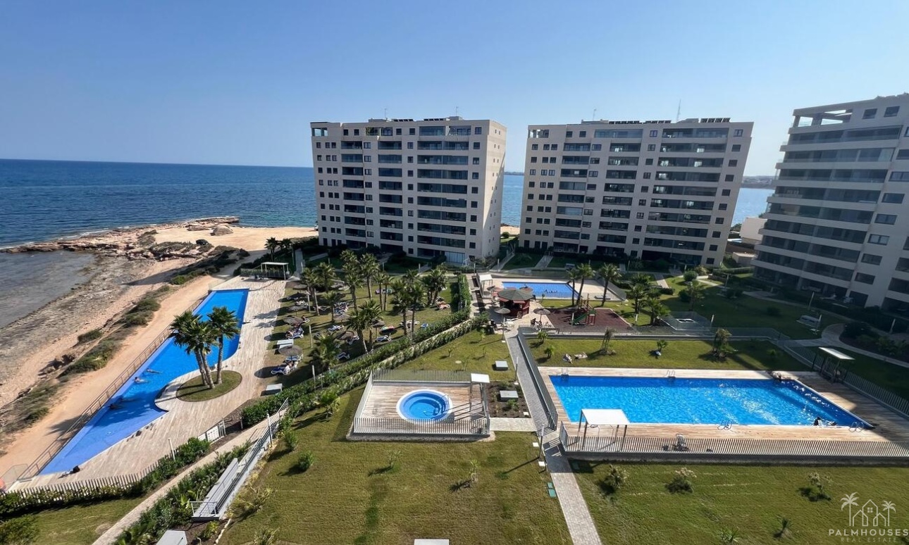 Resale - Apartments - Punta Prima - Orihuela Costa