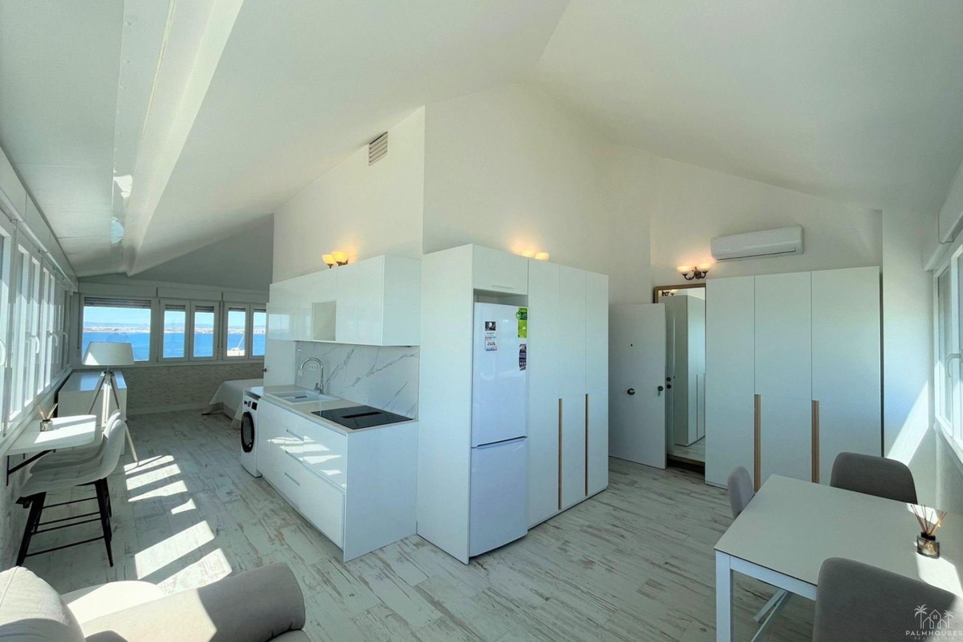 Resale - Apartments - San Javier - La Manga Del Mar Menor