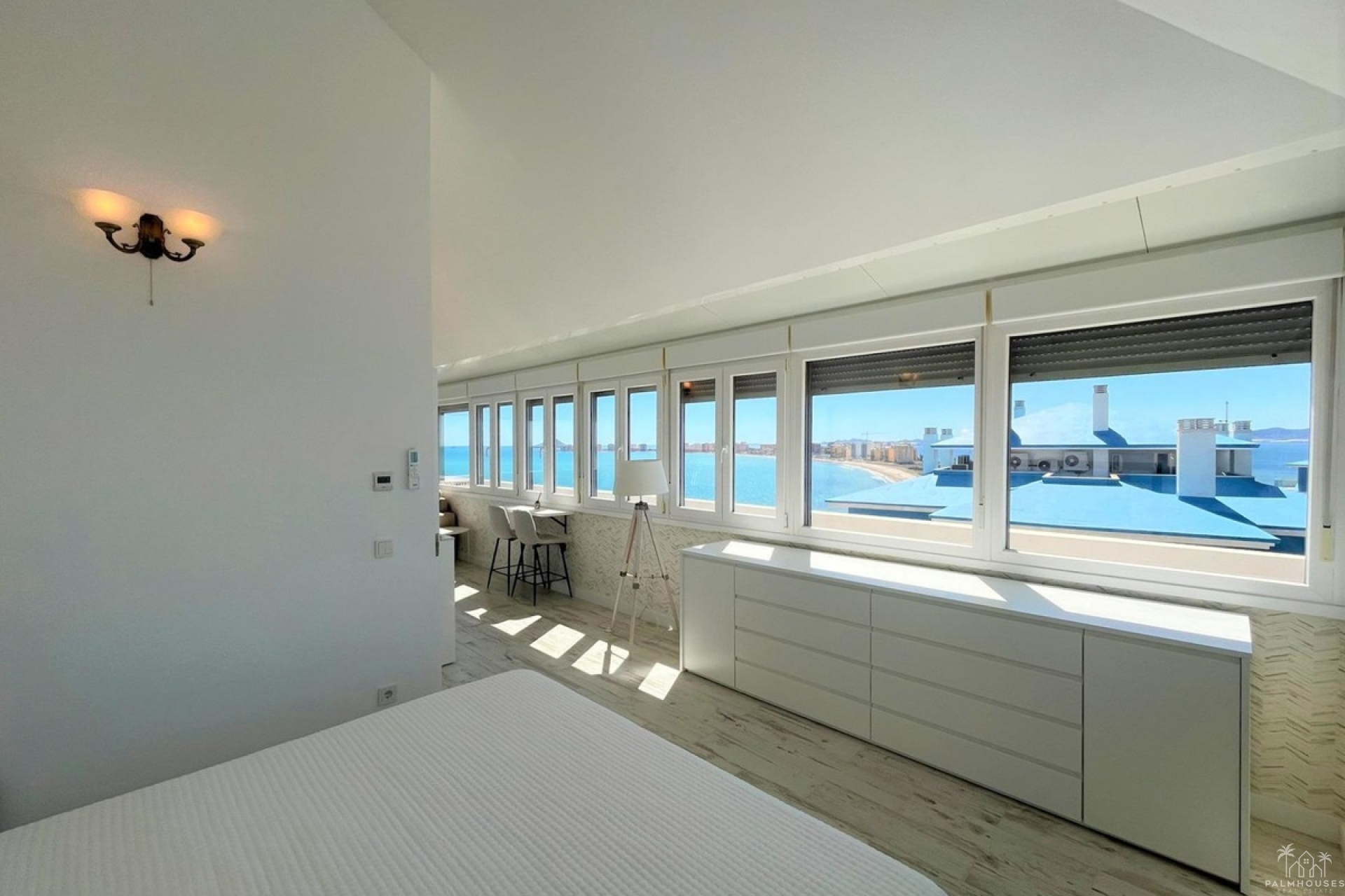 Resale - Apartments - San Javier - La Manga Del Mar Menor
