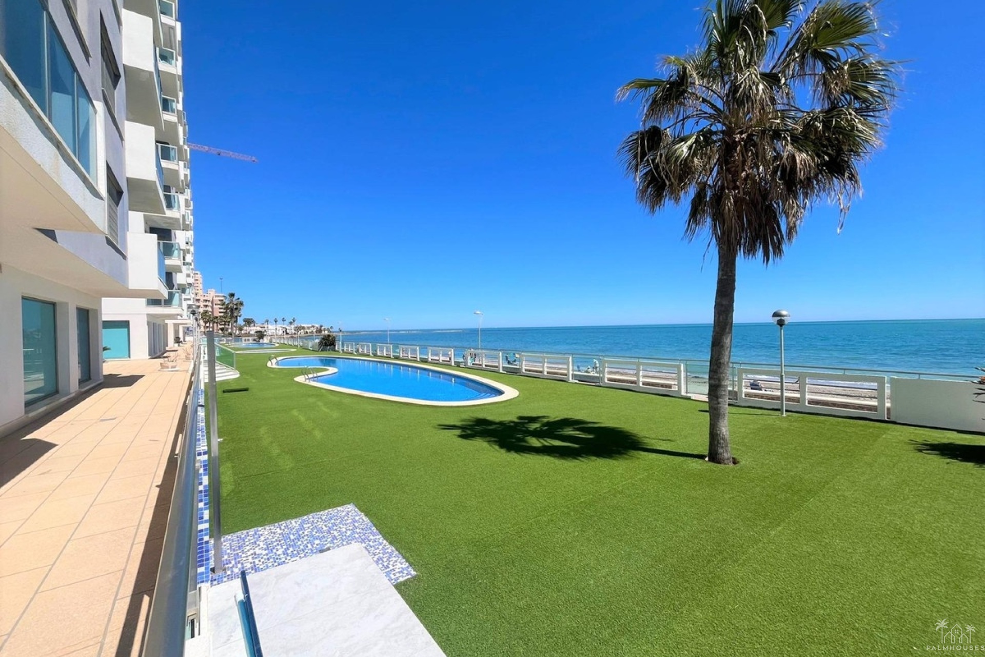 Resale - Apartments - San Javier - La Manga Del Mar Menor
