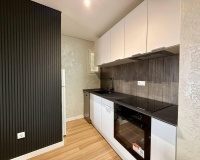 Resale - Apartments - Torrevieja - Acequion