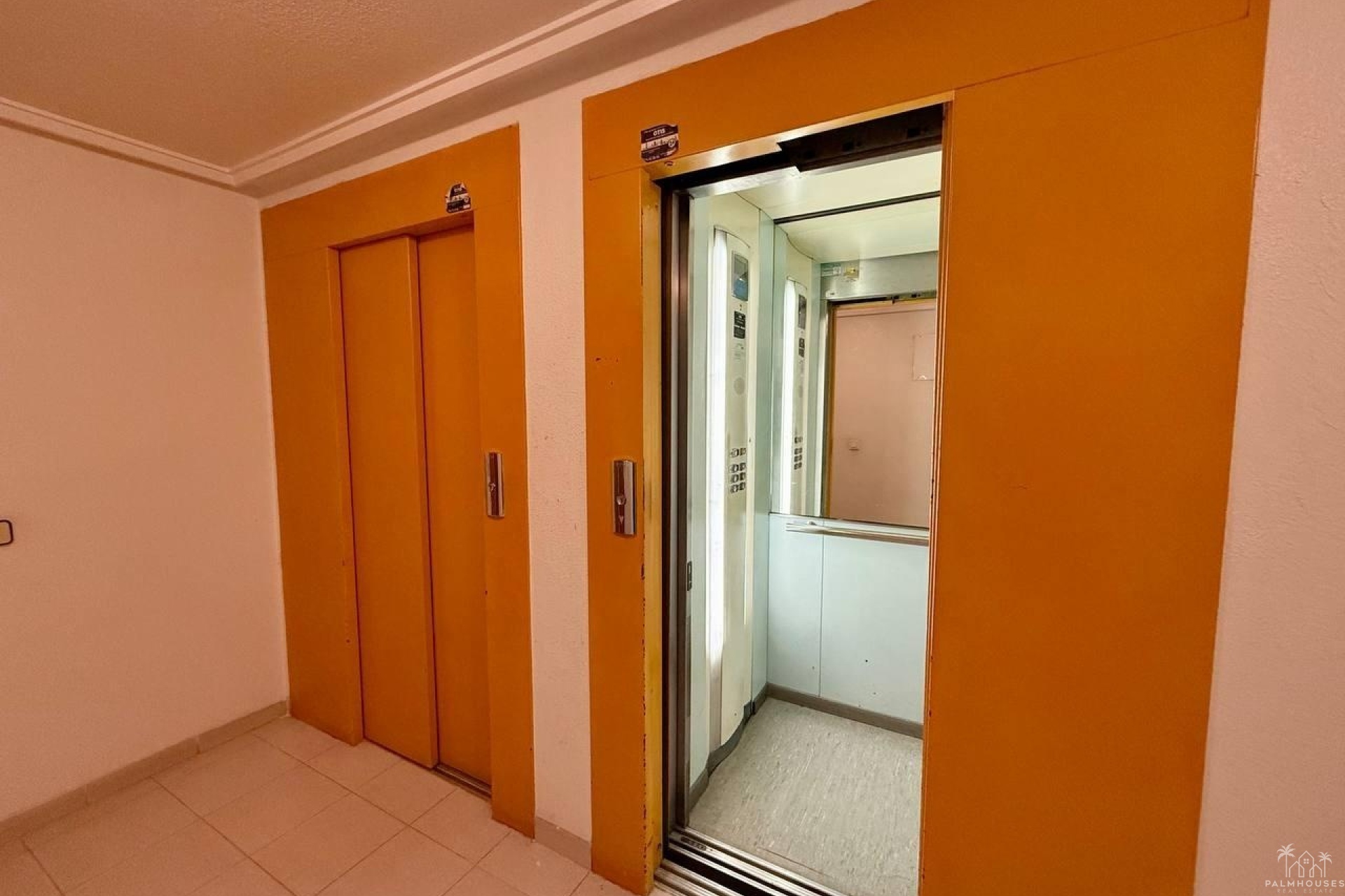 Resale - Apartments - Torrevieja - Acequion