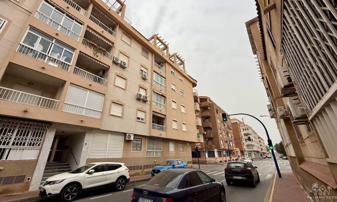 Resale - Apartments - Torrevieja - Acequion