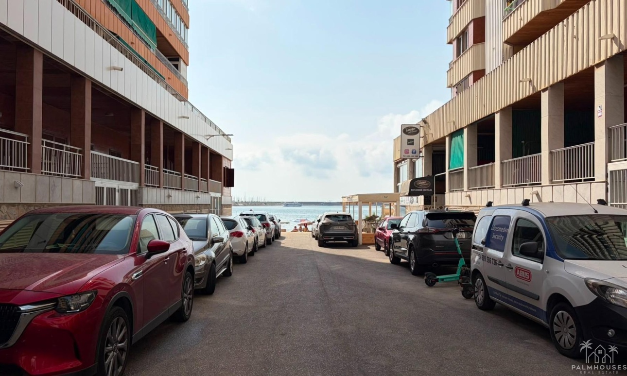Resale - Apartments - Torrevieja - Acequion