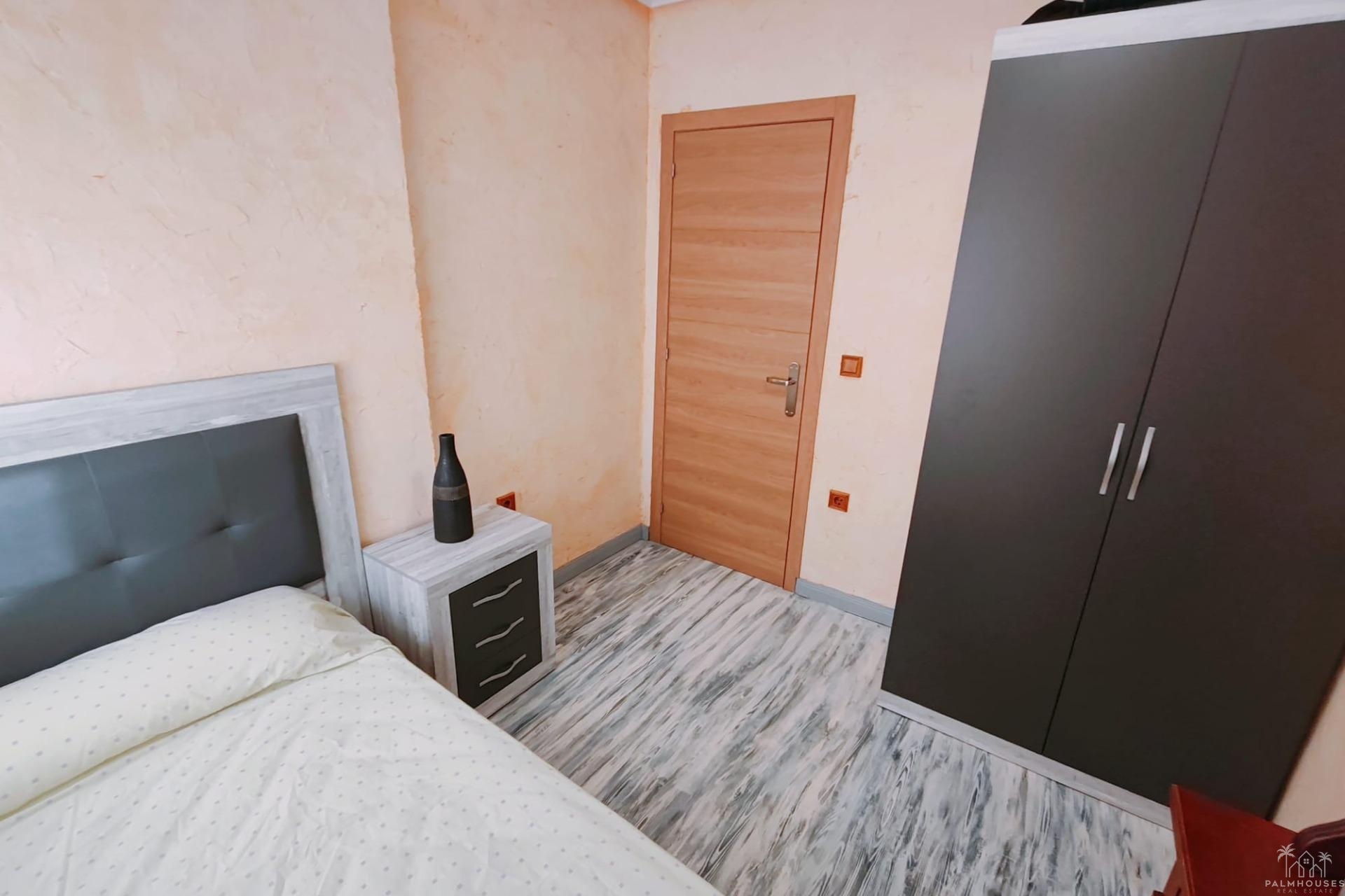 Resale - Apartments - Torrevieja - Acequion