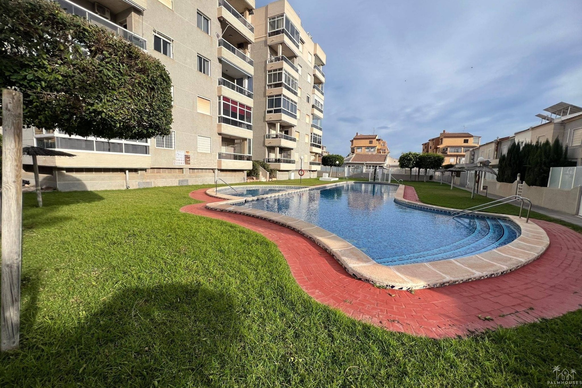 Resale - Apartments - Torrevieja - Aguas Nuevas