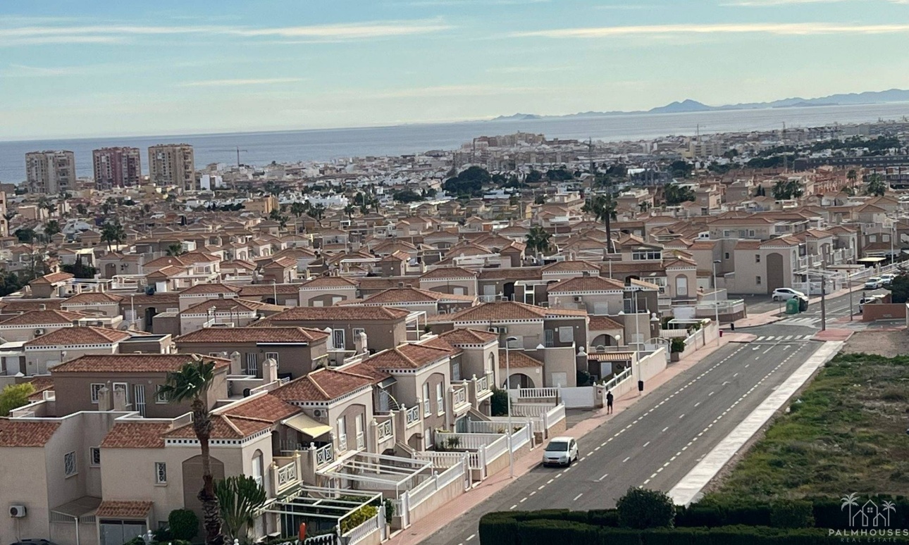 Resale - Apartments - Torrevieja - Aguas Nuevas