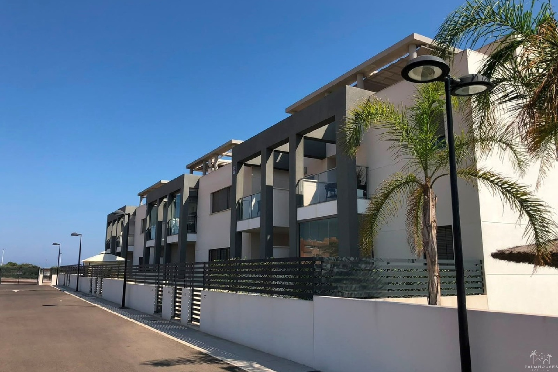 Resale - Apartments - Torrevieja - Aguas Nuevas