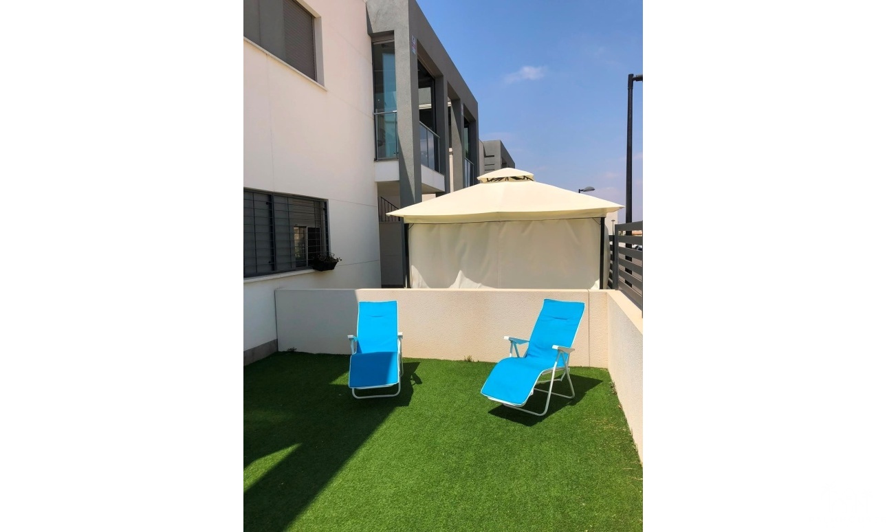 Resale - Apartments - Torrevieja - Aguas Nuevas