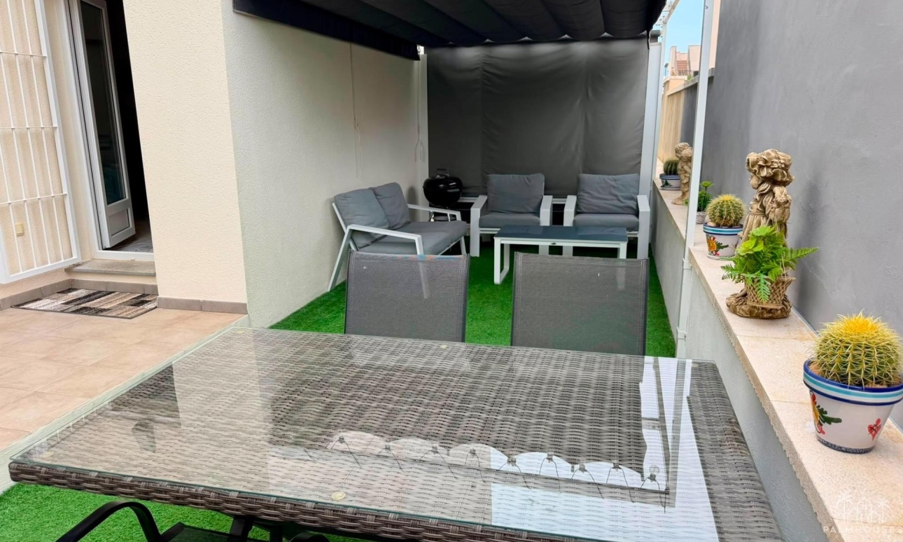 Resale - Apartments - Torrevieja - Aguas Nuevas