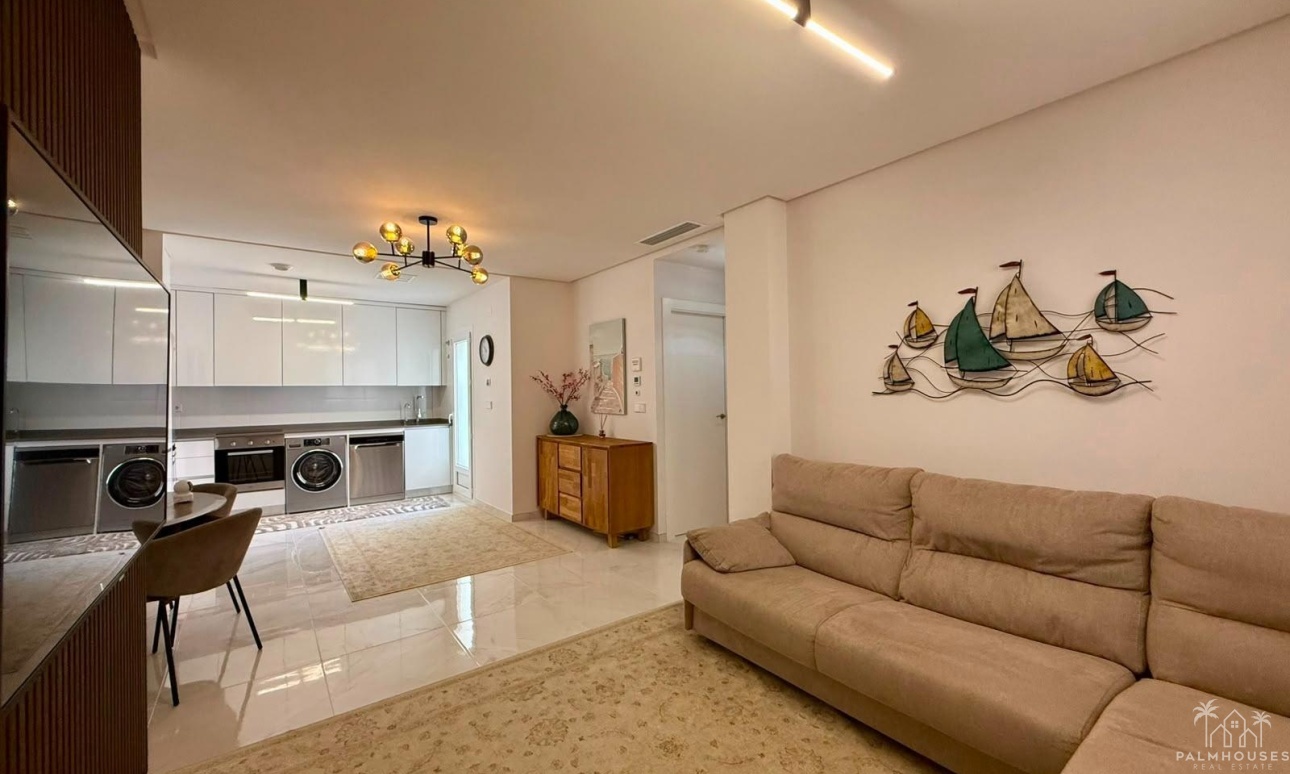 Resale - Apartments - Torrevieja - Aguas Nuevas