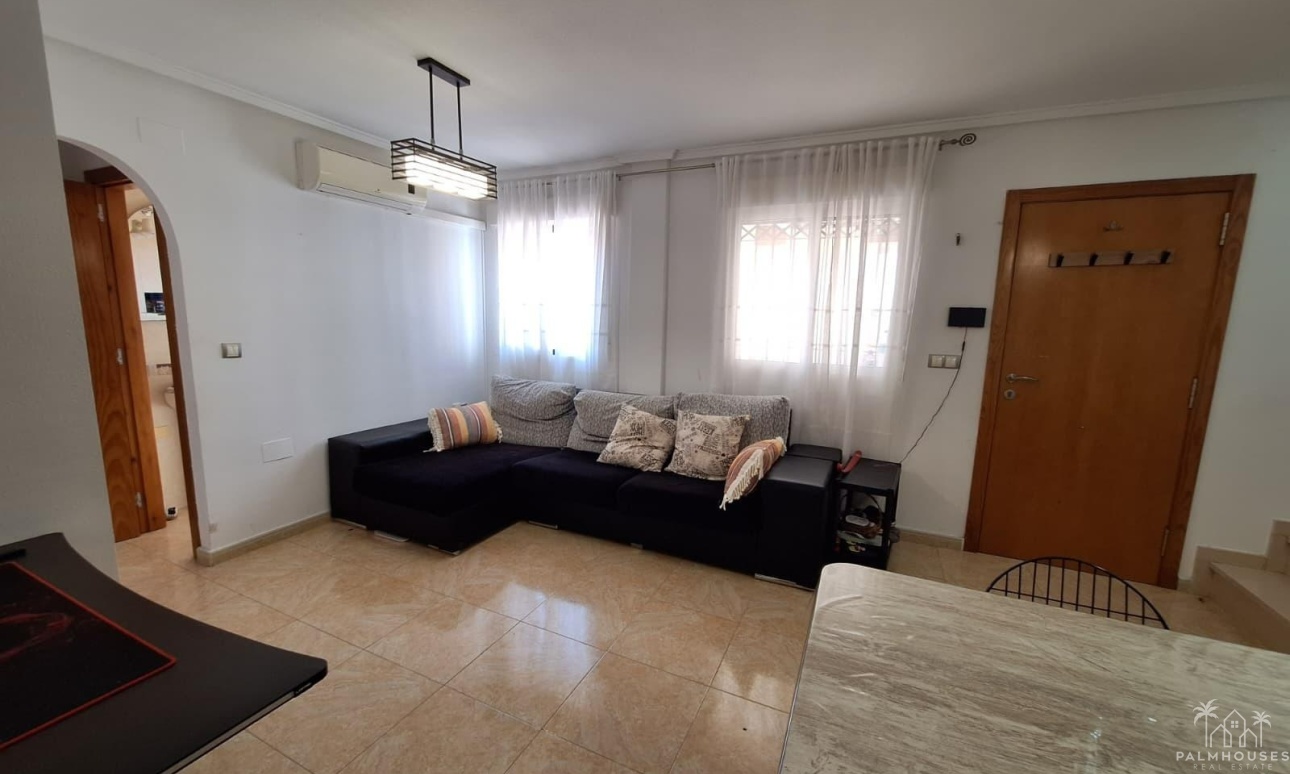 Resale - Apartments - Torrevieja - Aguas Nuevas
