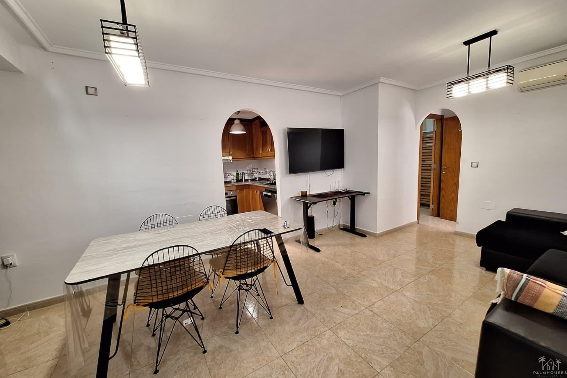 Resale - Apartments - Torrevieja - Aguas Nuevas