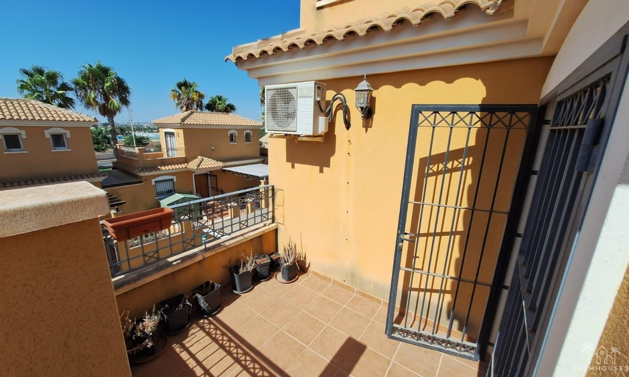 Resale - Apartments - Torrevieja - Aguas Nuevas