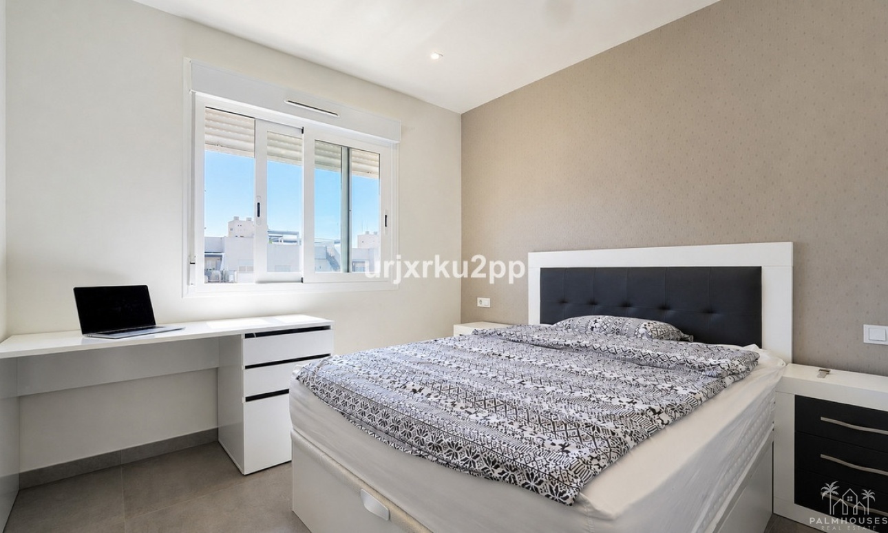 Resale - Apartments - Torrevieja - Aguas Nuevas