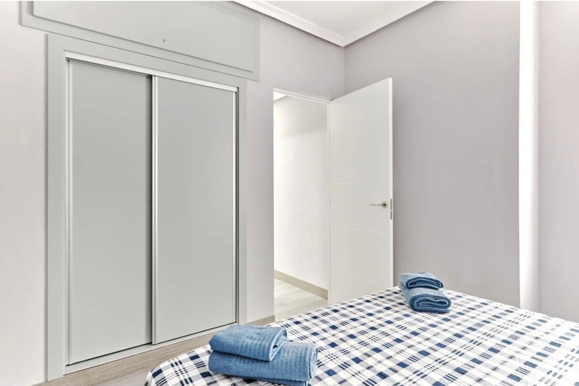 Resale - Apartments - Torrevieja - Center