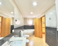 Resale - Apartments - Torrevieja - Center