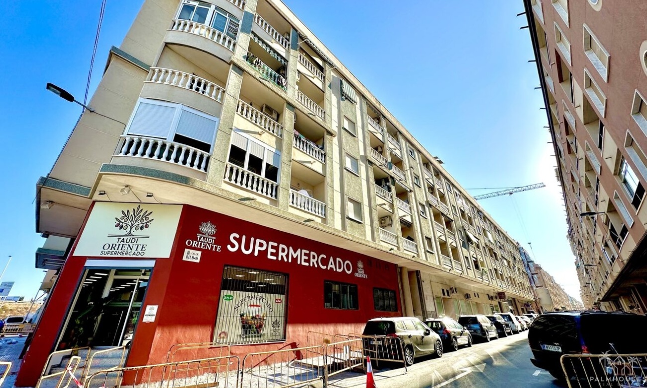 Resale - Apartments - Torrevieja - Center