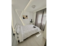 Resale - Apartments - Torrevieja - Center
