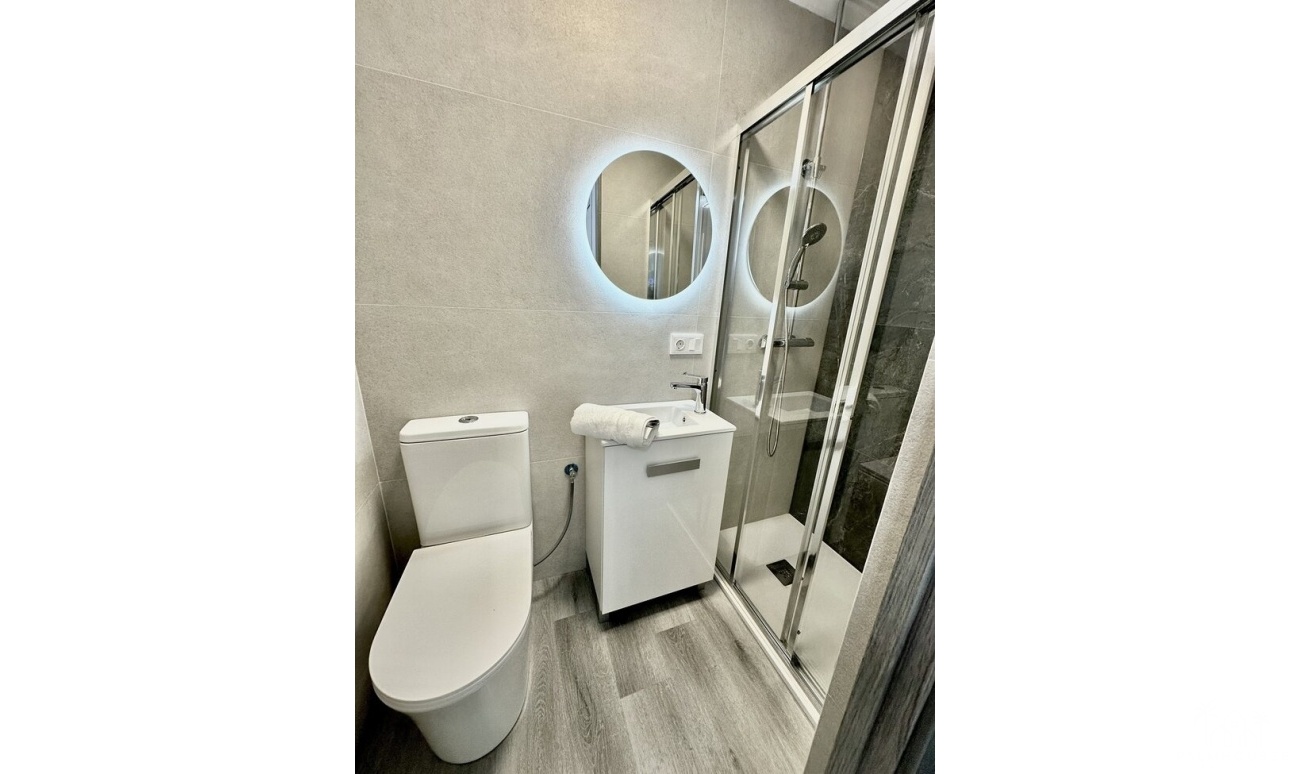 Resale - Apartments - Torrevieja - Center