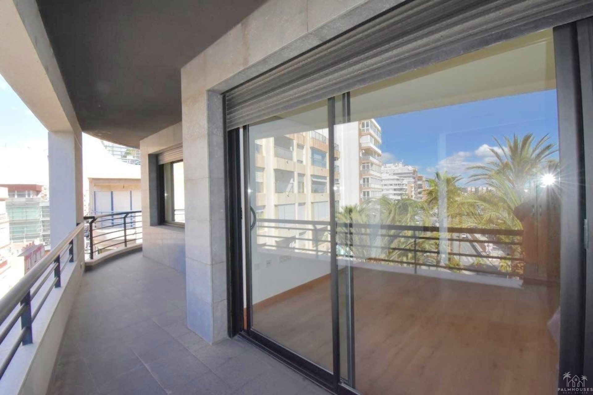 Resale - Apartments - Torrevieja - Centro - Muelle Pesquero