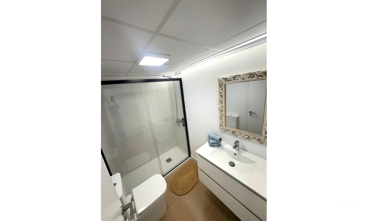 Resale - Apartments - Torrevieja - Centro - Muelle Pesquero
