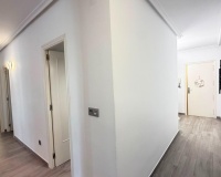 Resale - Apartments - Torrevieja - Centro - Muelle Pesquero