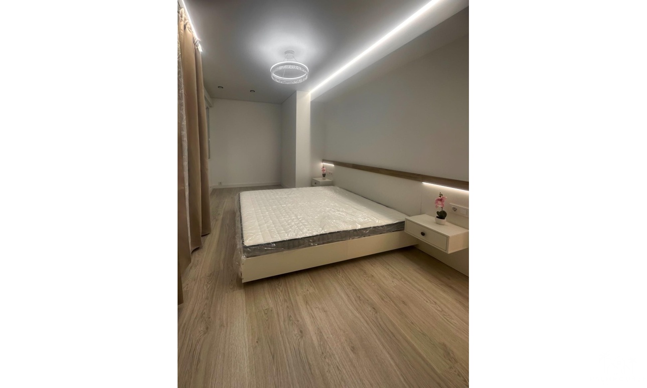 Resale - Apartments - Torrevieja - El Acequión - Los Náufragos