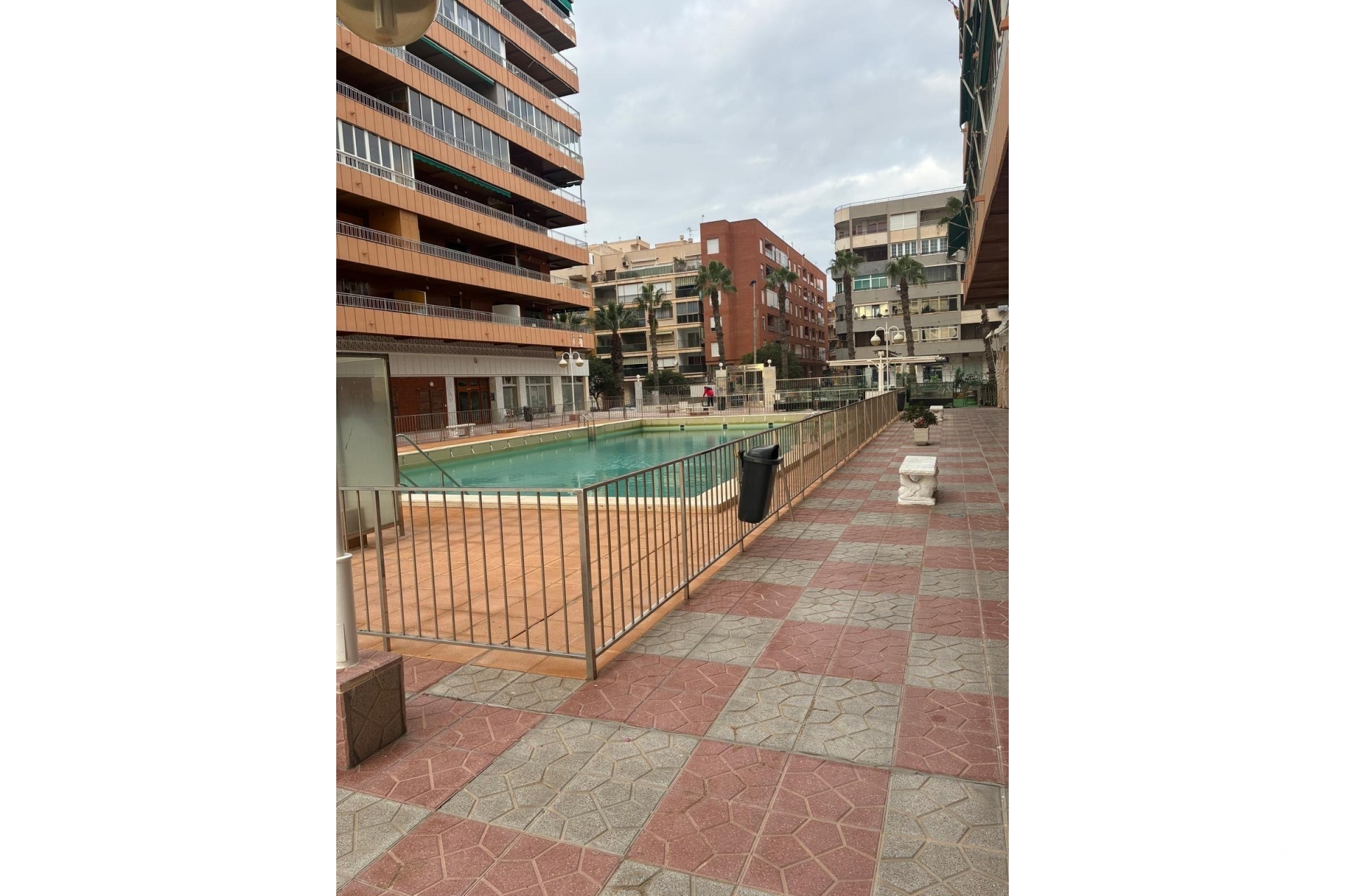 Resale - Apartments - Torrevieja - El Acequión - Los Náufragos
