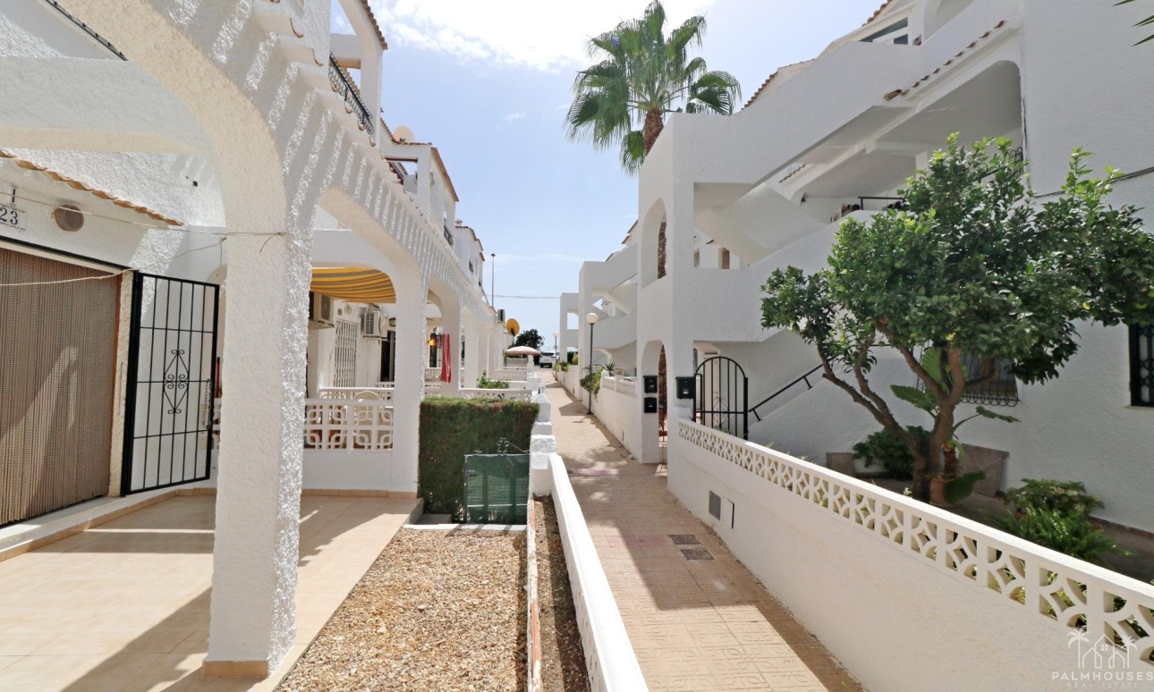 Resale - Apartments - Torrevieja - El Acequión - Los Náufragos