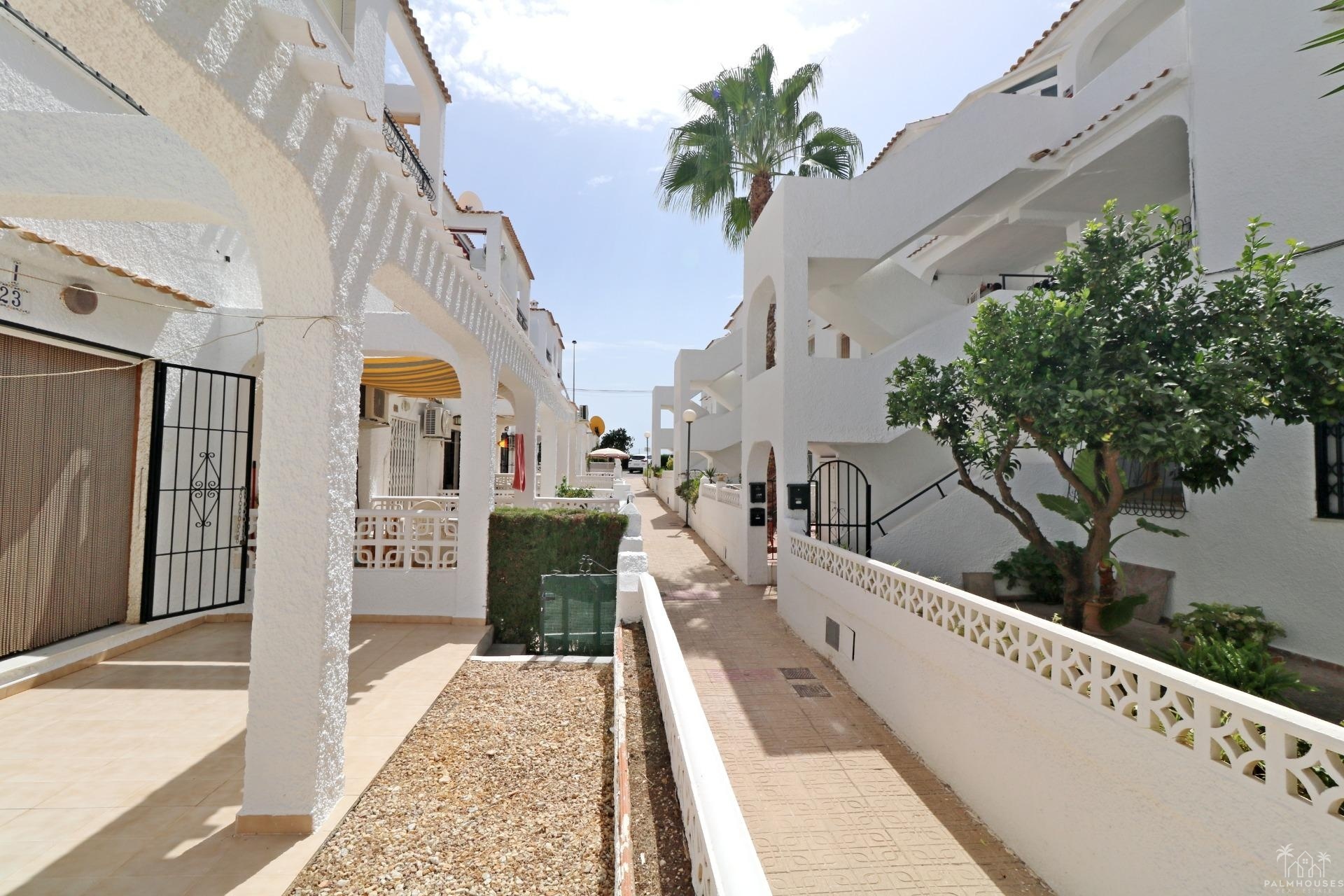 Resale - Apartments - Torrevieja - El Acequión - Los Náufragos