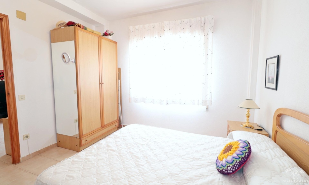 Resale - Apartments - Torrevieja - El Acequión - Los Náufragos