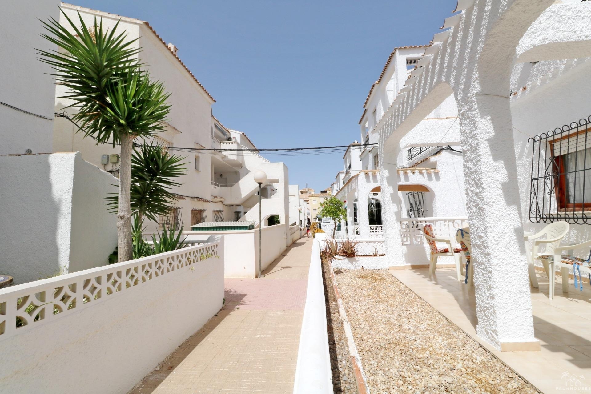Resale - Apartments - Torrevieja - El Acequión - Los Náufragos