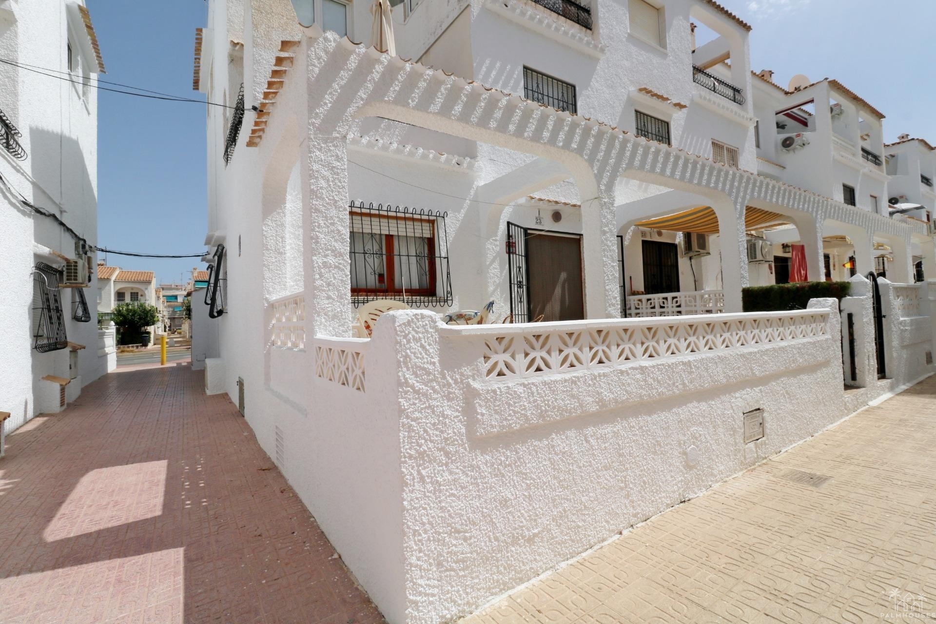 Resale - Apartments - Torrevieja - El Acequión - Los Náufragos