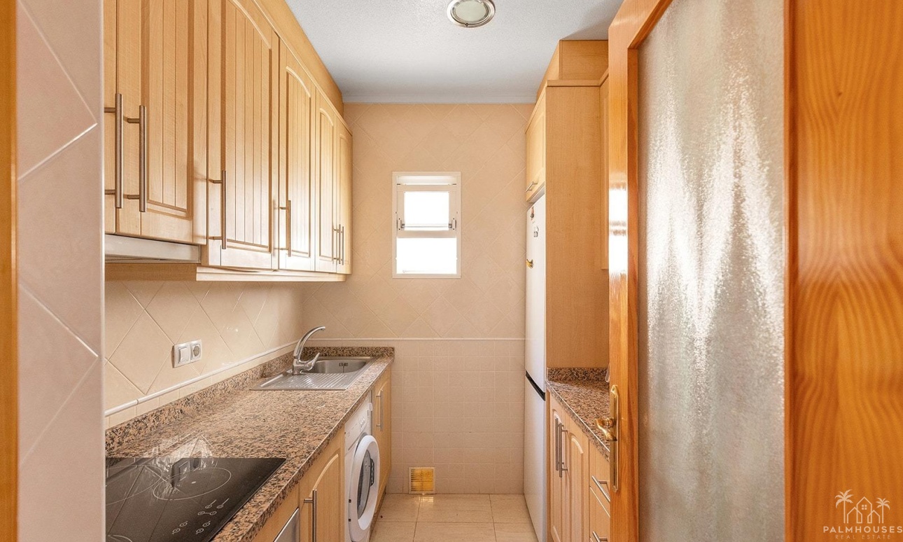 Resale - Apartments - Torrevieja - Estacion de autobuses